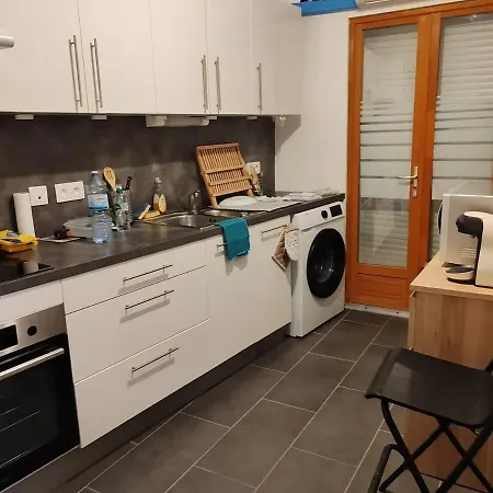 Entire With Outdoor Area