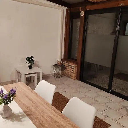 Apartmán Entire With Outdoor Area