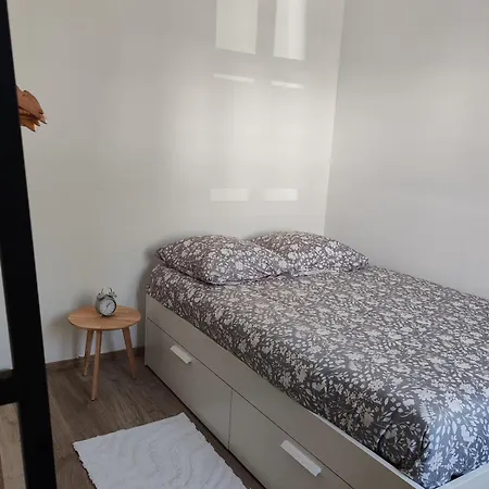 Entire With Outdoor Area Apartmán *